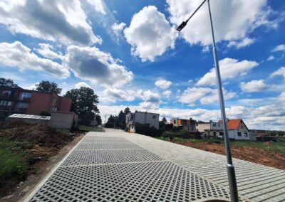 Novostavba komunikace a inženýrské sítě – Družec